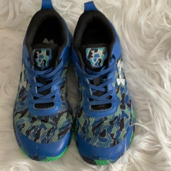 Under Armour Other - Under Armour Blue and Green Athletic Sneakers